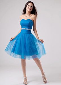 Pretty A-Line Knee-length Strapless Prom Dress for Girls with Beadings in Blue