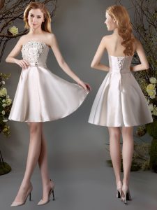 Strapless Sleeveless Satin Dama Dress Appliques and Bowknot Lace Up