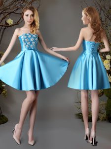 Romantic Strapless Sleeveless Satin Wedding Guest Dresses Appliques and Bowknot Lace Up