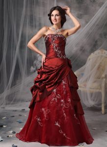 Burgundy Strapless Long Celebrity Dress with Embroidery and Pick-ups