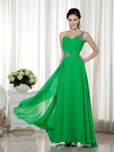 Spring Green One Shoulder Long Ruched Celebrity Dress with Appliques