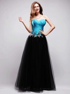 Sweetheart Long Black and Blue Ruched Celebrity Dress with Appliques