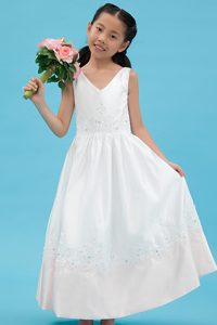 White V-neck Ankle-length Satin Cinderella Pageant Dress with Appliques
