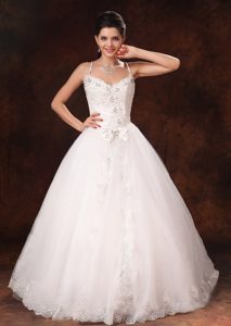 Newest Spaghetti Straps Beading Bowknot Dresses for Brides with Lace