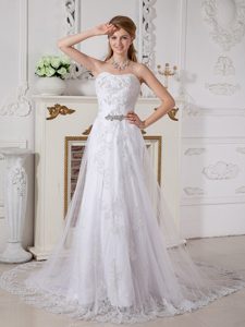 Trendy Empire Sweetheart Beading White Wedding Gown with Court Train in Lace