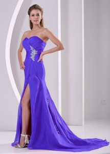 Cheap High Slit Sweetheart Junior Cocktail Dresses with Appliques in Purple