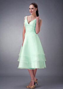 Exclusive Apple Green V-neck Organza Ruched Tea-length Prom Cocktail Dress