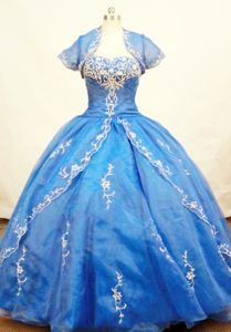 Gorgeous Strapless Blue Quinceanera Dresses in Organza with Embroidery