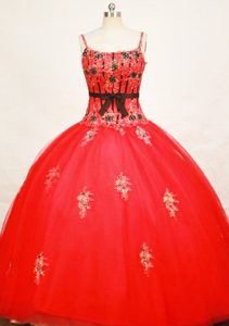 Modest Ball Gown Tulle Red Quinceanera Dresses with Appliques Best Seller