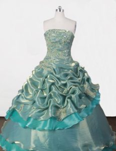 Elegant Ball Gown Strapless Beading Quinceanera Dress with Ruffled Layers 2015