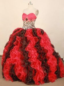 Vintage Sweetheart Red Quinces Dresses in Organza and Zebra with Brush Train