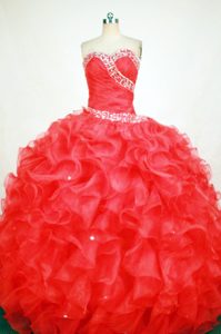 Important Sweetheart Lace Up Red Organza Beading Quinces Dresses with Ruffles