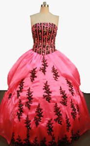 Popular Watermelon Red Sweet Sixteen Quinceanera Dress with Black Appliques