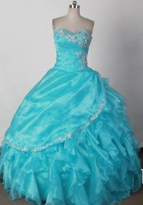 Attractive Beaded Sweetheart Ruching Organza Quinceanera Gown in Aqua Blue