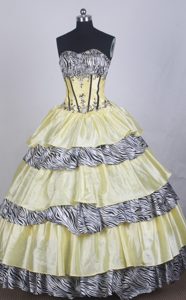 Newest Sweetheart Long Yellow Quinceanera Dresses in and Zebra
