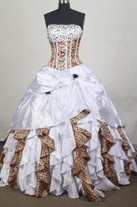 Exclusive White and Leopard Strapless Quinceanera Dresses with Chapel Train