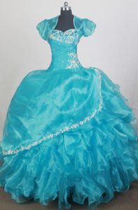 Popular Ball Gown Sweetheart Qunceanera Dresses with Beading and Ruching