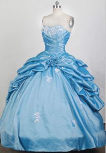 Pretty Strapless Quinceanera Dresses and Pick-ups