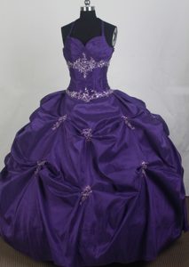 Purple Halter Top Quinceanera Gowns in with Appliques and Beading