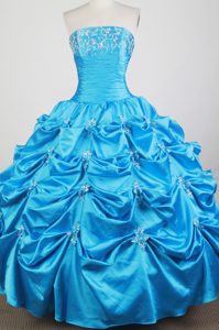 Discount Baby Blue Sweet 16 Dresses with Beading and Embroider in Taffeta