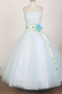 Modest Strapless and Organza White Quinces Dresses with Flowers