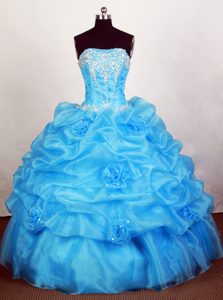 Popular Strapless Blue Organza Sweet 15 Dresses with Beading on Big Sale