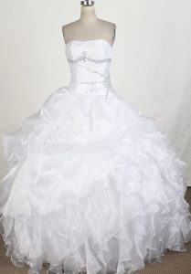 Hot White Strapless Sweet 15 Dresses in and Organza with Beading