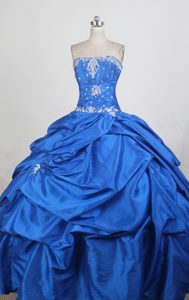 Royal Blue Strapless Quinces Dresses with Appliques and Beading in Taffeta