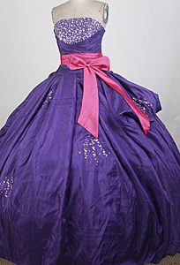 Purple Strapless Quinceanera Dress with Beading and Pink Bowknot
