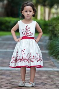 White and Red A-line Scoop Tea-length Flower Girl Dress with Embroidery