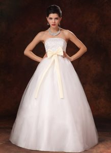 Strapless Long Ball Gown Wedding Dress with Beading and Bowknot