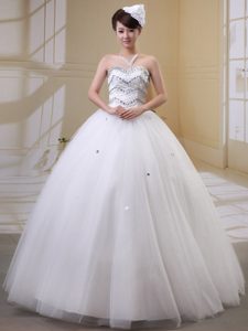 Wholesale Sweetheart Designer Bridal Dress with Shining Beading