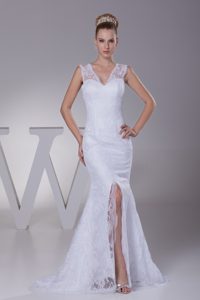 Romantic Mermaid V-neck Lace Dresses for Bridal with High Slit Best Seller