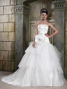 Popular A-line Strapless Tulle and Beaded Bridal Dress with Ruching
