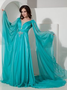 Affordable Empire Court Train Chiffon Ladies Evening Dresses with V-neck