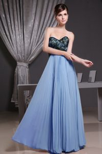 Ready to Wear Blue Sweetheart Prom Dresses with Lace Decorated on Promotion