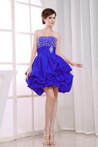 Pretty Beaded A-line Strapless Royal Blue Prom Dresses with Pick-ups for Cheap