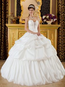 Strapless Long Sweet Sixteen Quinceanera Dresses in White