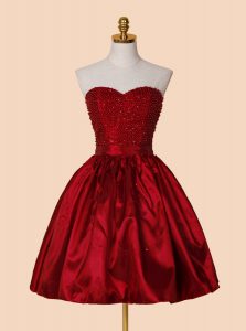 Sleeveless Satin Knee Length Lace Up Evening Dresses in Red with Beading