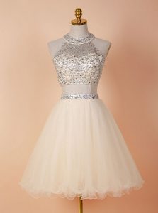 Scoop Sleeveless Tulle Knee Length Backless Cocktail Dress in Champagne with Beading