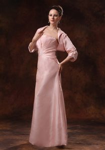 Ruched and Appliques Decorated Mother of the Bride Dresses in Baby Pink
