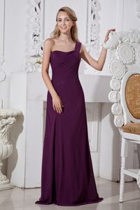 Hot Dark Purple One Shoulder Chiffon Prom Gown Dress with Brush Train