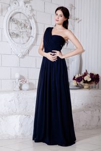 2012 Luxurious Navy Blue One Shoulder Beaded Long Dress for Prom Court