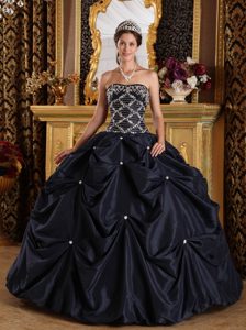 Navy Blue Strapless Quinceanera Dresses with Pick-ups and Appliques
