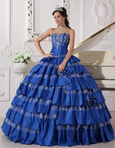 Blue Sweetheart Embroidery and Flowers Quinceanera Dresses with Layers