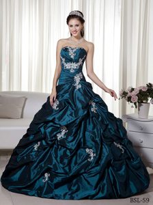2013 Fabulous A-line Strapless Long Quinceanera Dress with Appliques