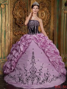 Wonderful Embroidered Quinceaneras Dresses in Rose Pink and Black