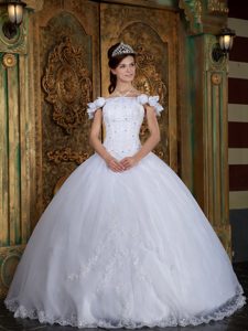 Off The Shoulder White 2013 Romantic Dress for Quinceanera with Appliques