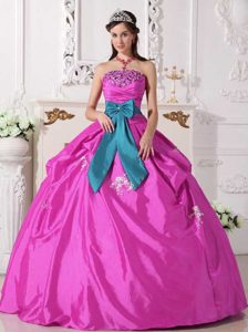 Classical Hot Pink Beaded Lace-up Sweet 15 Dresses with Blue Sash