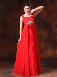 Red Straps Long Ruched Chiffon Prom Dress for Anniversary with Beading
